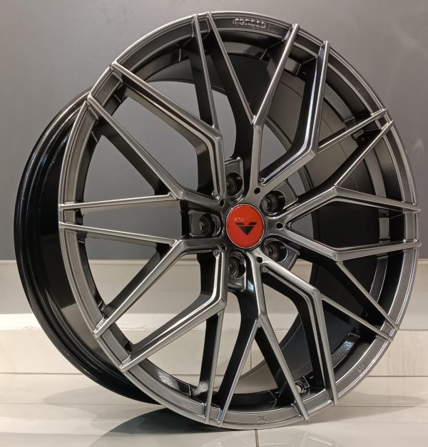 19" 5/114 EVO 8.5J ET40 CB73.1 HB