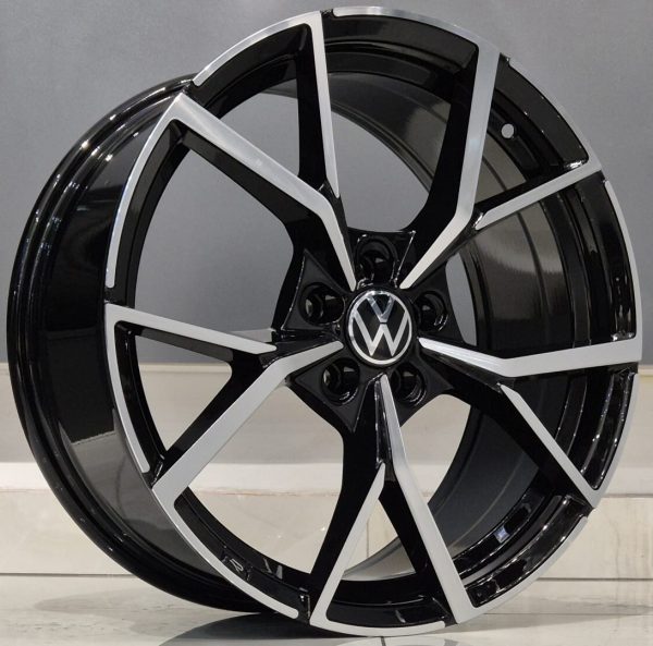 17" 5/100 GOLF 8R T861  7.5J ET35 CB57.1